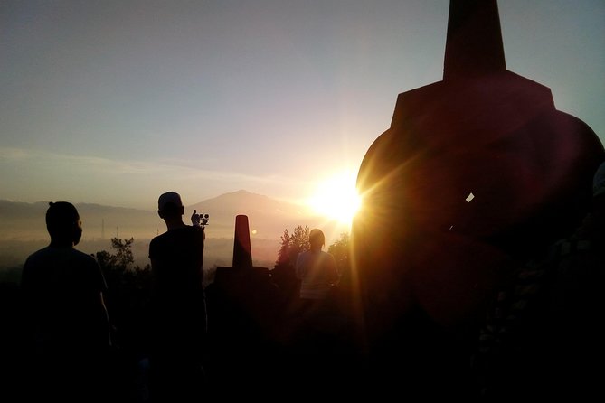Hill's Sunrise and Temples Tour from Yogyakarta - Why this 3:30 a.m. start actually works at Borobudur