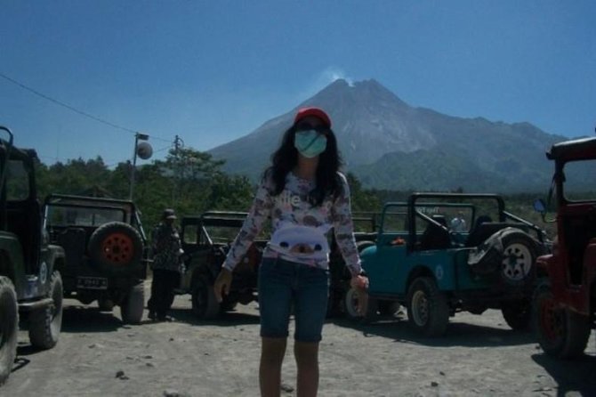 Hill's Sunrise and Temples Tour from Yogyakarta - VIP entry at Borobudur, and what to watch for once you are inside