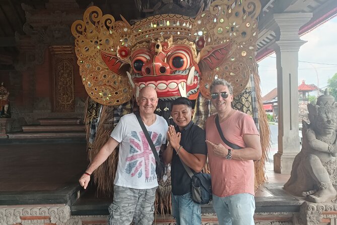 Hire Car in Bali - Meals, tickets, and the budget you should carry