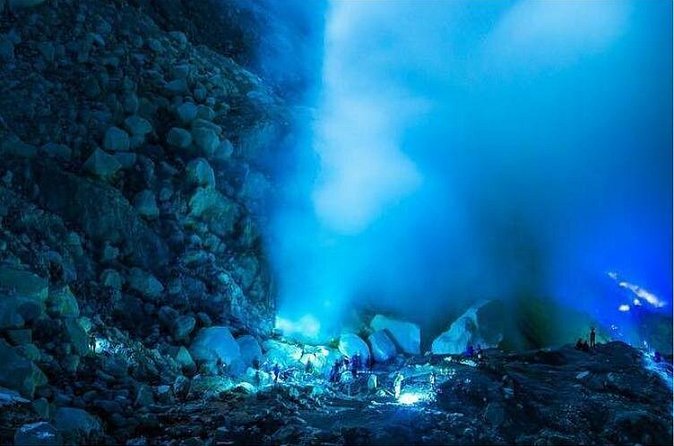 Ijen Blue Flame from Bali - Timing Window, Opening Hours, and the Weather Reality