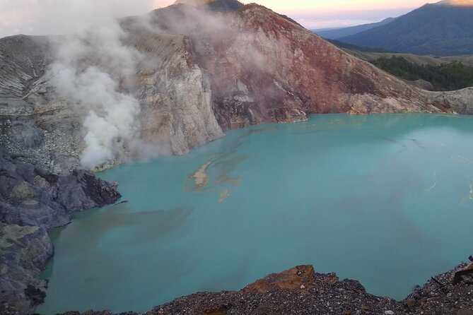 Ijen Crater Tour From Bali 1 Day - Hiking to the crater rim, sunrise, and that acidic lake view