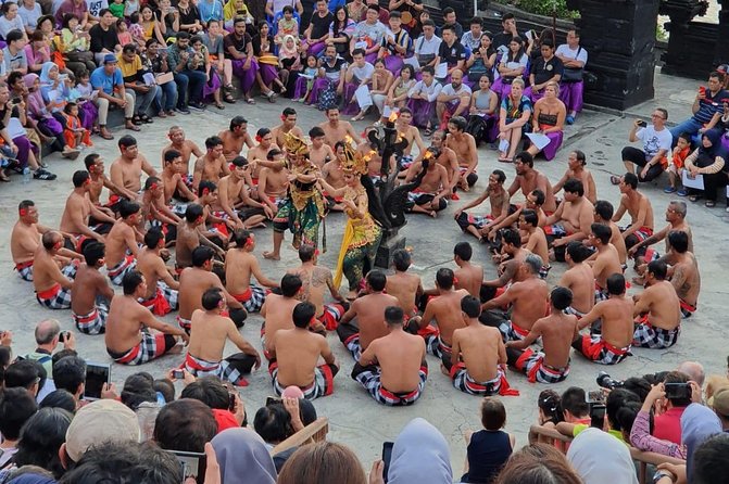 Incredible Uluwatu Temple Sunset & Kecak Fire Dance - Kecak Fire Dance: why the chant and fire hit so hard