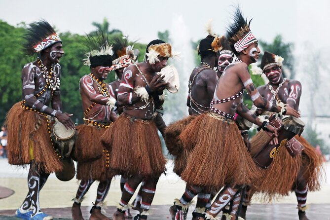 Jakarta: Miniature Park, National Museum & Traditional House Tour - From your door into Jakarta’s big sights