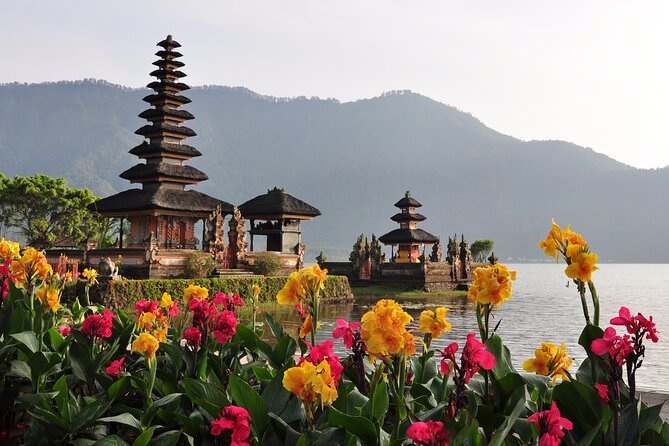 Jatiluwih Spiritual Journey of Melukat with Rice Terrace View - What to expect during the water purification