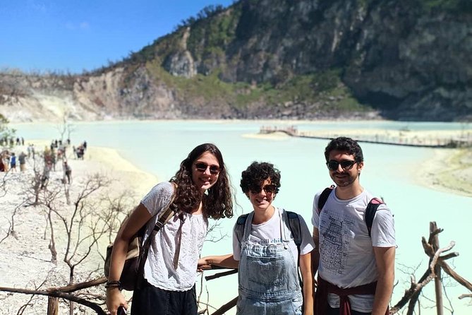 Kawah Putih tour - Day trip Ticket etc all including - The tour guide: Umien Moritz makes the day feel personal
