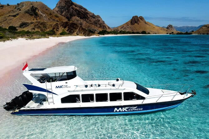 Komodo Islands with Speedboat in Labuhan Bajo - The Pace, the Guide, and Why Midday Timing Can Feel Different