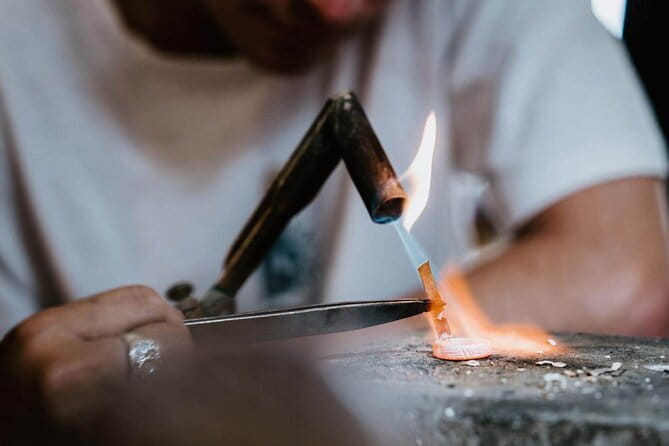 Kuta Bali Silver Jewelry Making Class Near Kuta Beach - Picking gemstones: when you want the extra sparkle