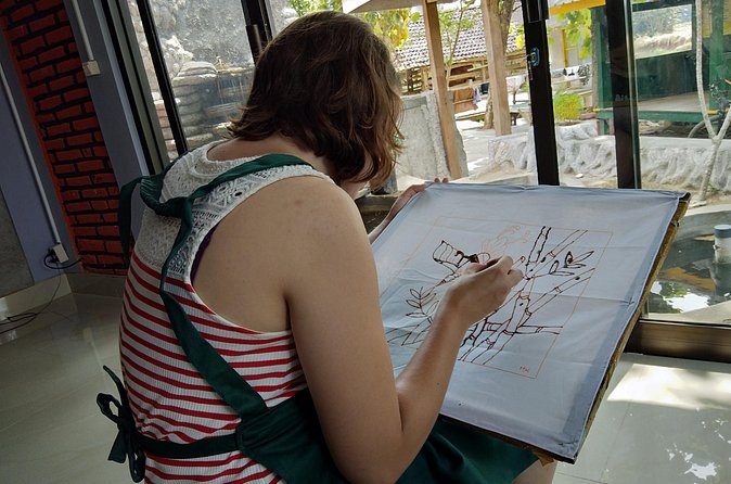 Local Bicycle Tours Jogjakarta - Lunch and local food: fuel that keeps the ride enjoyable