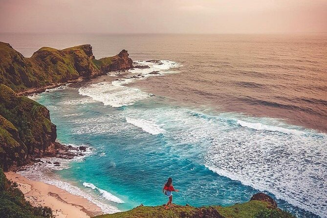 Lombok Day Trip : South Beach & Culture - Sasak Village Time and the Story Behind Mandalika’s Coast