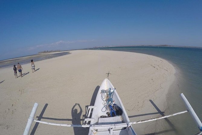 Lombok Pink Beach Boat Trip (Full Day + Snorkeling) - Gili Petelu and Gili Gambir: pristine coast with swim-ready water