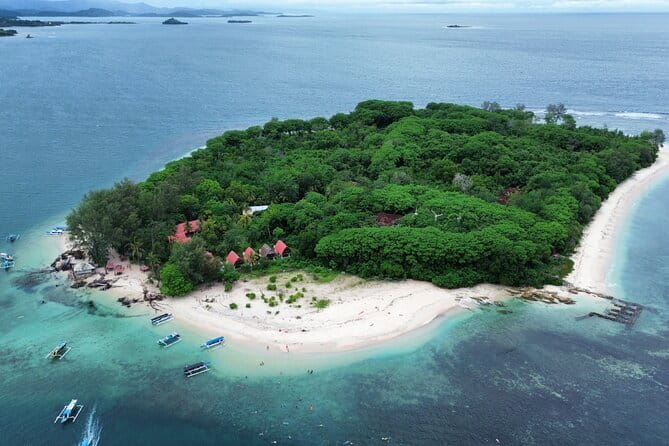 Lombok Private Tour-Car Hire With Full day Customize Trip - Sunset Finishes: Selong Hill and Malimbu Hill Views
