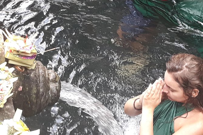 Magic Of Ubud Temple Swing And Waterfall Private Guided Tour - Tirta Empul Temple: Holy Spring Water and Indra’s Legacy