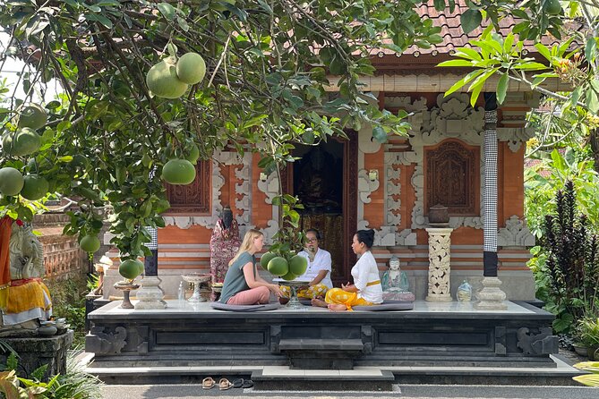 Meditate with a Shaman - Breakfast in Ubud, a real reset before the shaman