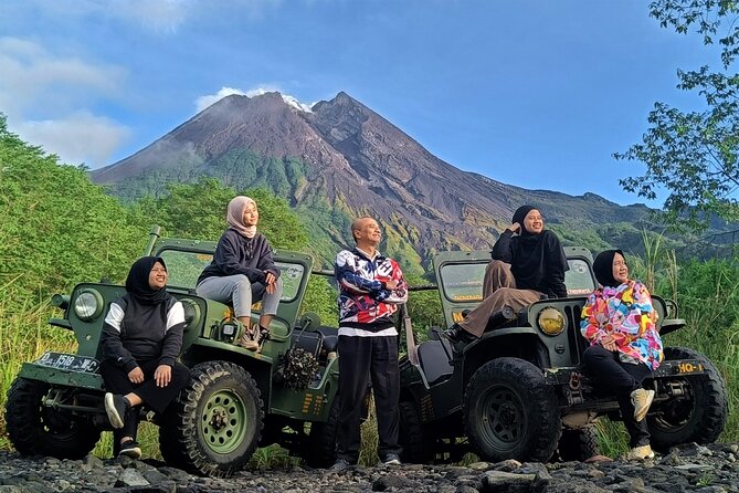 Merapi Jeep Volcano Private Tour and Prambanan Sunset - Guide quality makes the difference: what to look for