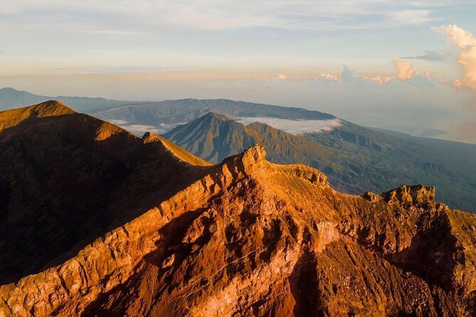 Mount Agung Sunrise Trekking with Local Guide - The Climb Up: Focus, Breaks, and Photo Stops