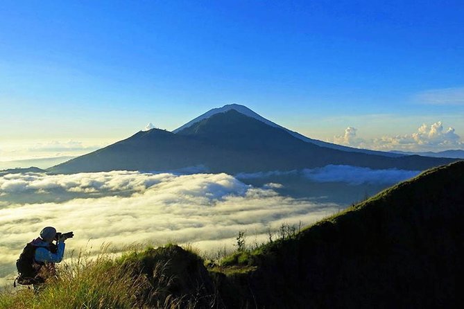 Mount Batur Guide and Natural Hot Spring - Summit breakfast: why this timing is smart (and not just a freebie)