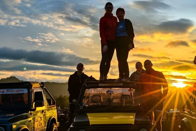 Mount Batur Jeep Sunrise and Black Lava Tour - Stop 1, Mount Batur sunrise: where the breakfast becomes part of the view