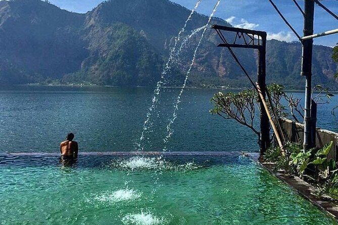 Mount Batur Jeep Sunrise and Natural Hot Spring Tour - Photo help and guide energy: this is where the trip gets memorable