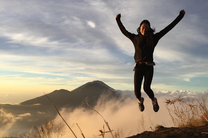 Mount Batur Sunrise Hike and Natural Hot Spring Option - Summit time: breakfast, steam, monkeys, and photos