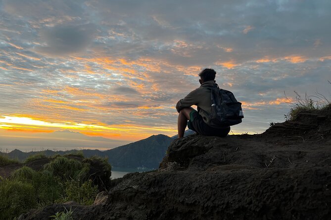 Mount Batur Sunrise Trekking Guide - The picnic breakfast and hot tea stops that make the climb work