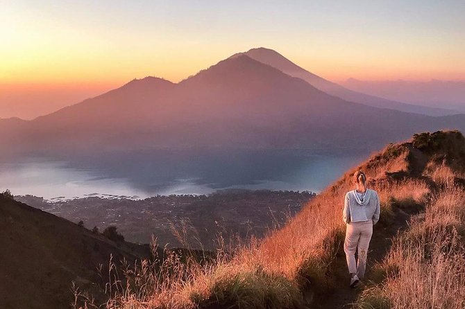 Mount Batur Sunrise Trekking & Natural Hot Spring - All Inclusive - Sunrise breakfast on the rim: fuel for the hot spring