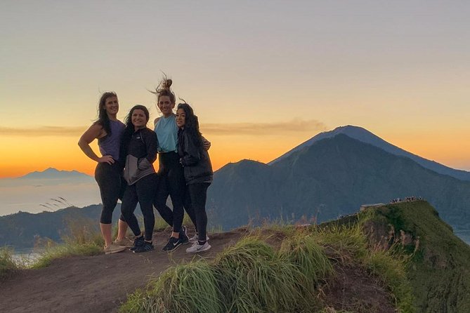 Mount Batur Sunrise Trekking Private Tour with Breakfast and Hotel Transfer - Breakfast at the crater: more than fuel