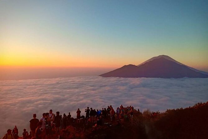 Mount Batur Sunrise Trekking Sharing Group - Volcanic Steam Breakfast: Bread, Bananas, Eggs, Real Heat