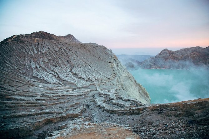 Mount Bromo & Ijen & Madakaripura Waterfall Tour (3D2N) - Hotel - Day 3: Ijen blue fire at midnight, plus safety-first gear