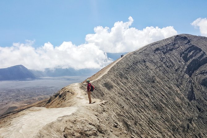 Mount Bromo Jeep Car Rental departure from MALANG - Optional Rainbow waterfall: only if there is time
