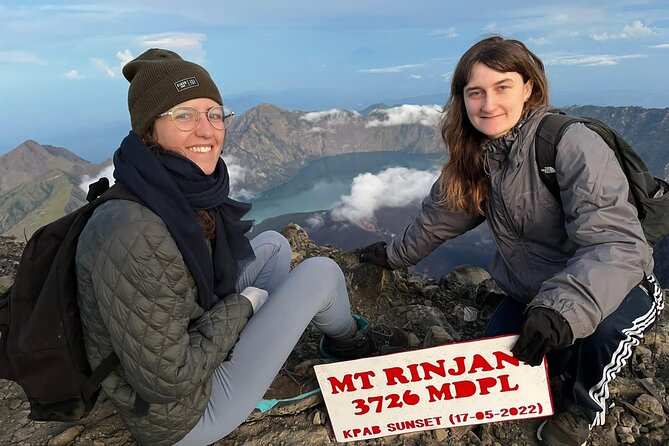 Mount Rinjan 2Days Summit Full Sunrise View Point 3726m - Guides and Porters: Small Group Attention You Can Feel