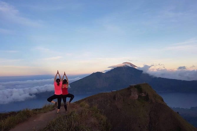 Munduk Twin Lake Jungle Hike, Ulun Danu Temple, & Waterfall - Price and Logistics That Actually Affect Your Day