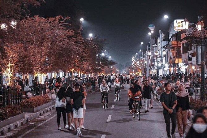 Night Walking Tour-Malioboro street food with guide at Yogyakarta - Quick highlights on this night food route