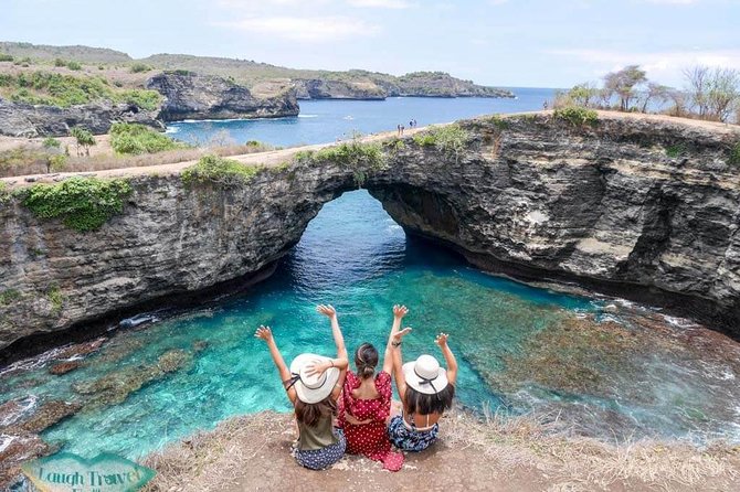 Nusa Penida Instagram Tour: Legendary Spots (Private & All-Inclusive) - Broken Beach: the arch that makes the cove feel cinematic