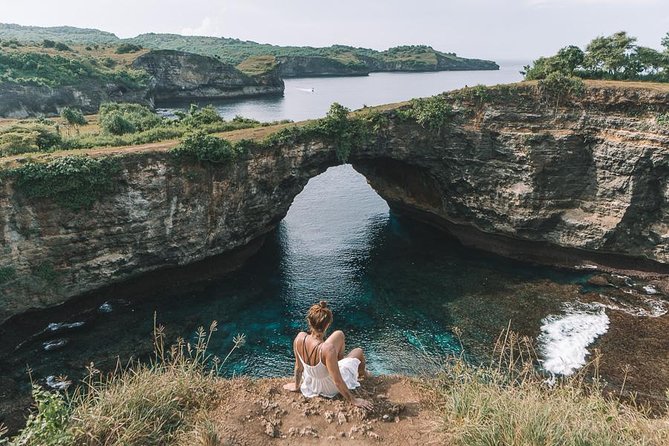 Nusa Penida Instagram Tour: Legendary Spots (Private & All-Inclusive) - Kelingking Beach: the T. Rex cliffs everyone recognizes