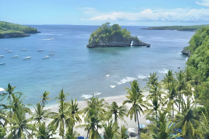 Nusa Penida Island Beach Tour - Departure From Bali Island - Stop 2: Angel’s Billabong and the rock lagoon mood