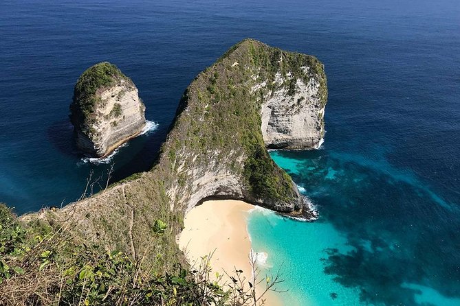 Nusa Penida One Day Trip with All-inclusive - Kelingking Beach viewpoint: the famous T-Rex shape and the time tradeoff