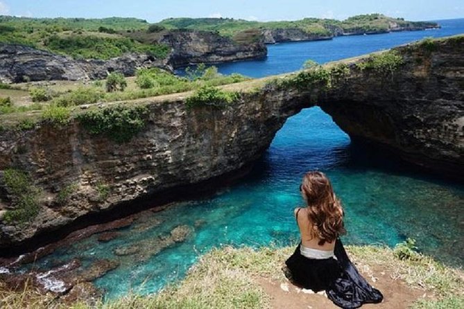Nusa Penida One Day Trip with All-inclusive - Crystal Bay: white sand, palm trees, and optional snorkeling gear rental