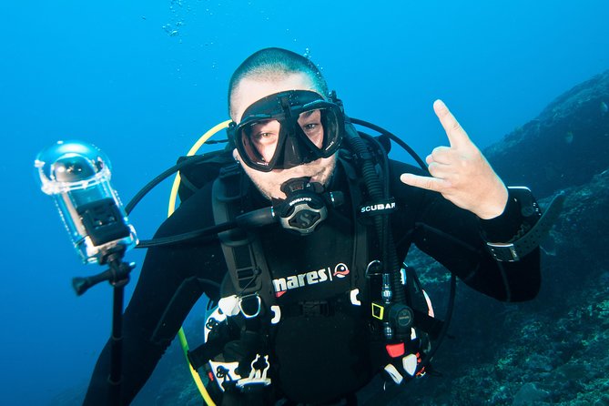 Nusa Penida Three Dives Trip for Certified Divers - The 7-hour flow: from 7:00 am start to the last session after lunch