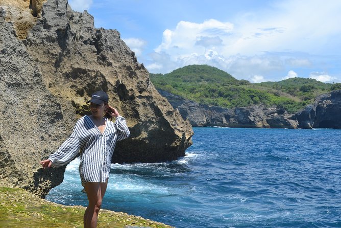 Nusa Penida Tours All Inclusive - Pasih Uug Beach and the Broken Beach rock arch