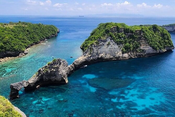 One Day Nusa Penida Island East - Diamond Beach and Atuh Beach: cliff views first, beach time second