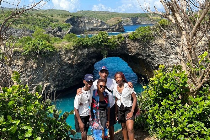One Day Trip Nusa Penida Bali with All Inclusive - Kelingking Beach: the famous dinosaur head and the hike factor
