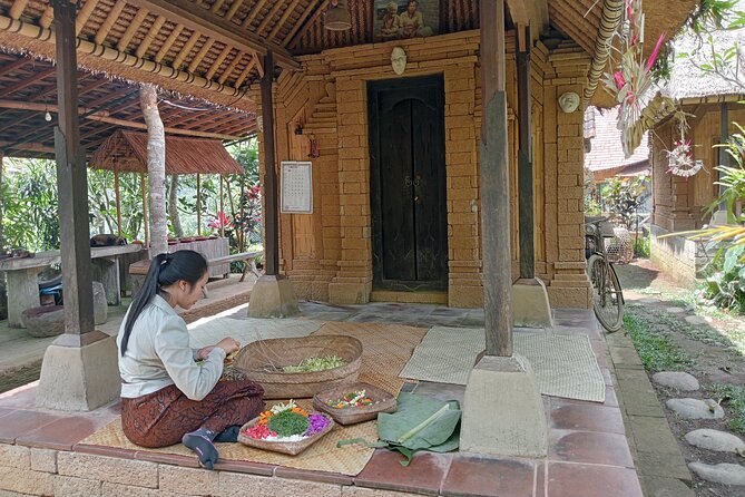 Penglipuran Village Waterfall Swing Private Guided Tour - Stop 6: Kehen Temple Near Cepaga Village, Spiritual Center with Local Reach
