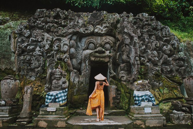 Pick 5 Destinations: Customized Ubud Tour - How Guides Make the Day Work: Agung Rai, Winata, and Sakha