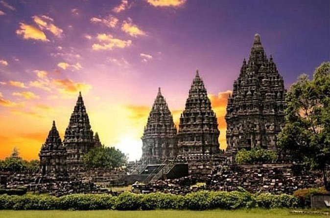 Prambanan Sunset and Ramayana Ballet with Dinner - Price and value: what $65 gets you and where tipping fits