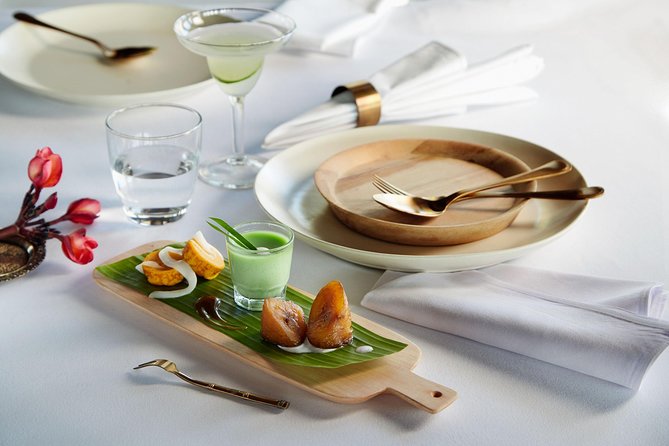 Private 6-Course Romantic Candlelight Dinner Overlooking Ubud Valley - How the evening flows from 6pm pickup to your last bite
