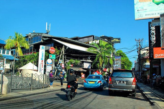 Private Bali Hotel Transfer: Hotel to Hotel - Meet-and-greet plus WhatsApp contact, the real value in Bali