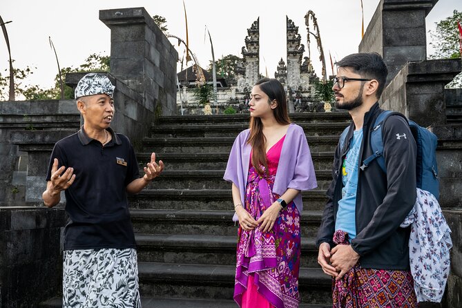 Private Bali Instagram Gate of Heaven Temple Tour and Breakfast - Asah Hill picnic-style photo time and coastal views