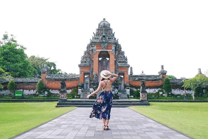 Private Bali Tour: Best of Bedugul and Tanah Lot Temple - Crowd and travel reality: how to avoid wasting hours