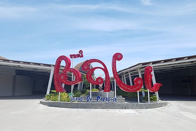 Private Departure Transfer: Hotel to Bali Airport - WhatsApp contact and mobile ticket, how it actually reduces stress