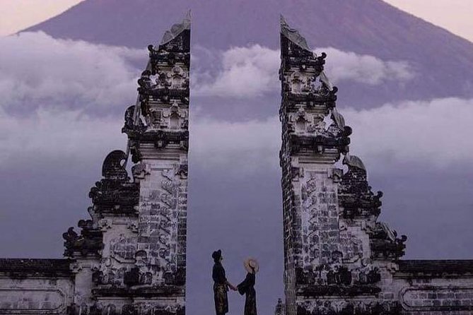 Private driver and tours - A practical look at Ubud area stops, rice terraces and waterfalls included